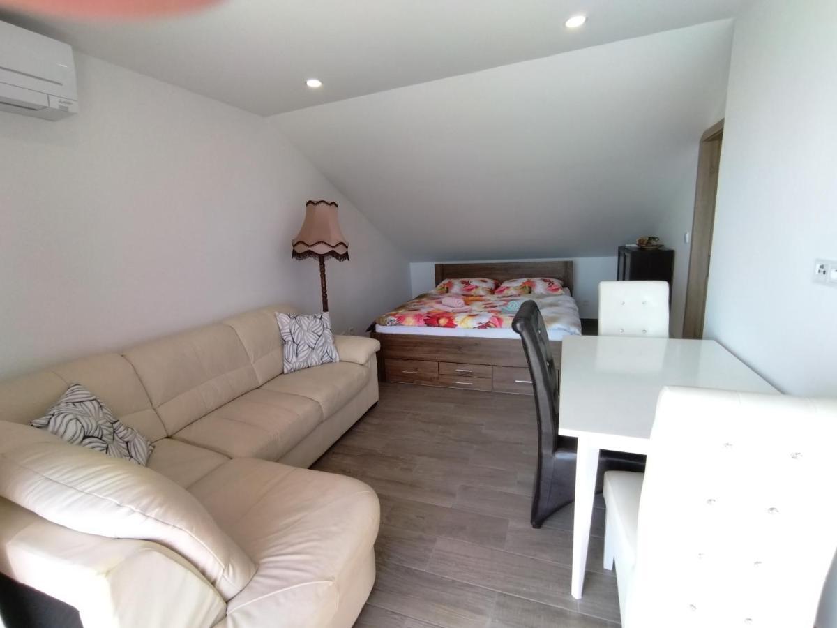 Vila Zdenka Apartmants Crikvenica Eksteriør bilde